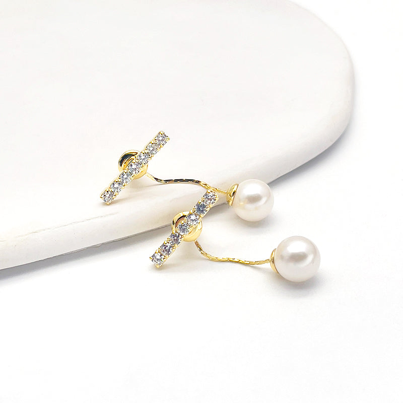 ZHONGTAI Sweet and little fresh earrings 27mmx15mm  French minimalist temperament earrings, pearl earrings, niche high-end earrings